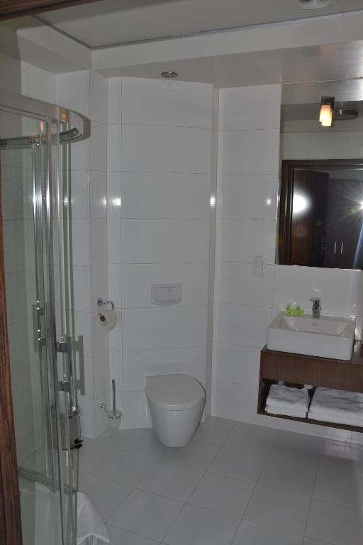 Hotel Pod Debem Tarnow Room photo